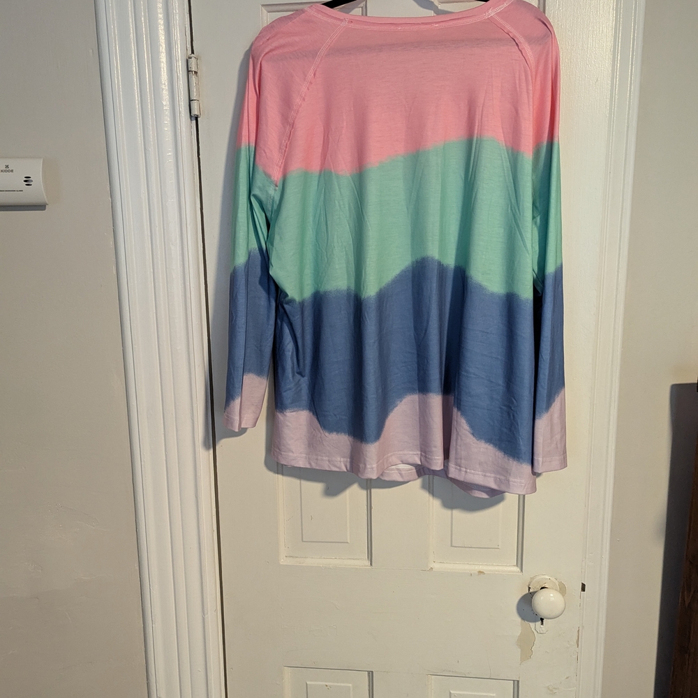 Colorful Women's Top - Picture 5 of 5